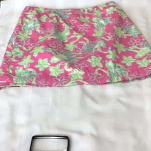 Lilly Pulitzer skirt size 12 used spot on side used good condition